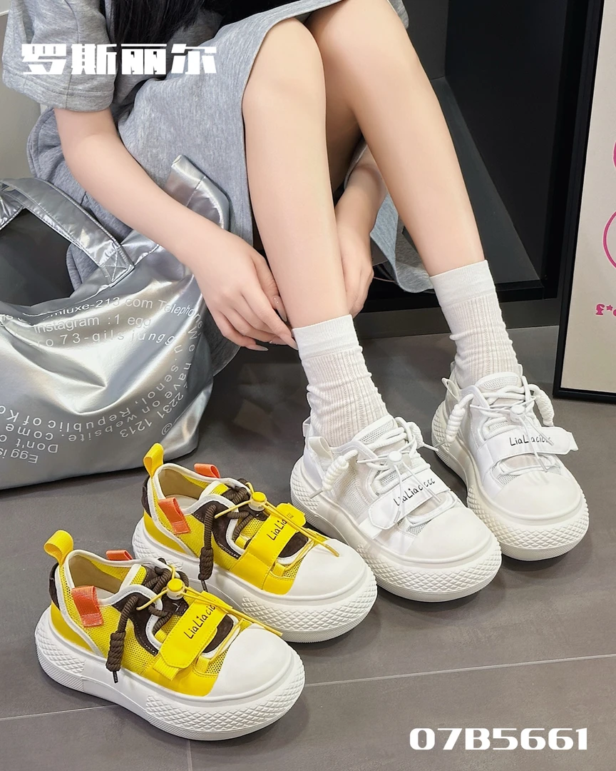 断码板鞋休闲女鞋偶遇瑕疵，介意勿拍，完美主义者绕行小白鞋