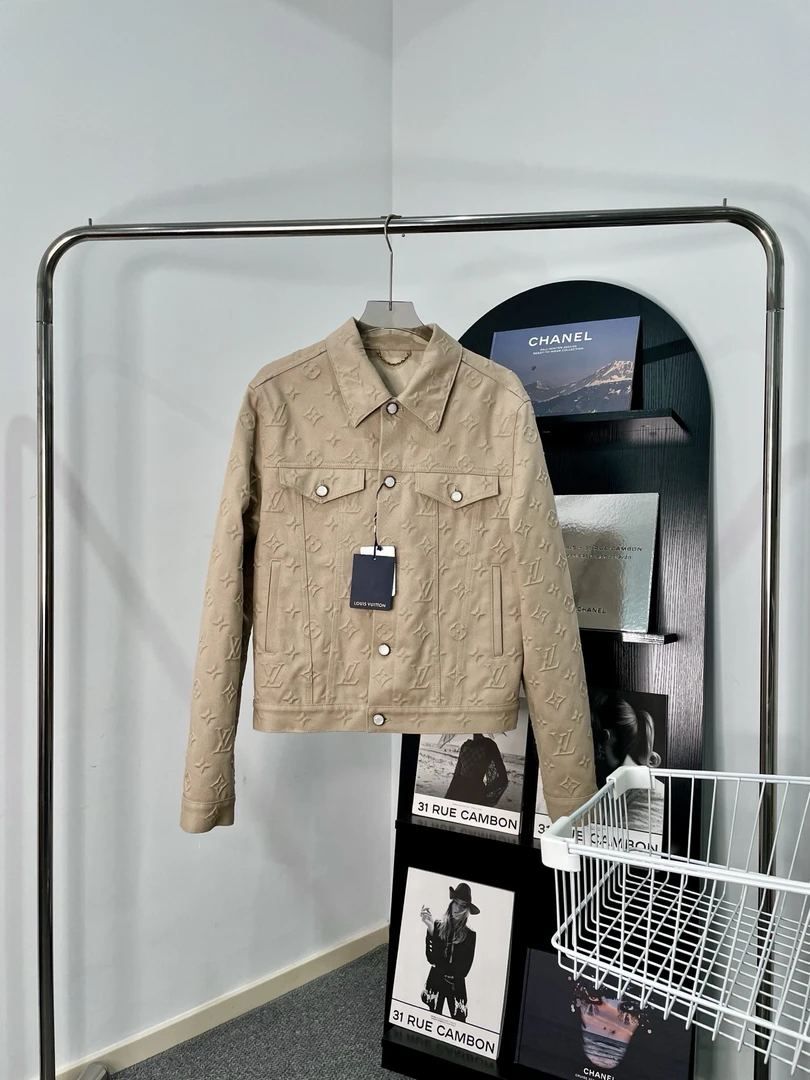 未使用 LouisVuitton/路易威登    Z221 25S压印棉质咖色牛仔外套