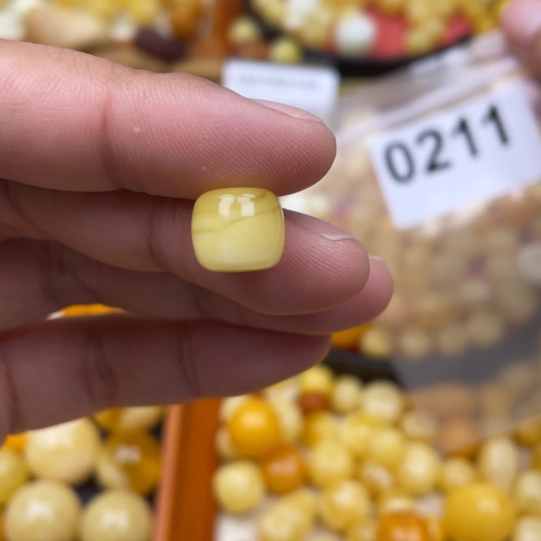 琥珀珠宝奇石未镶嵌11