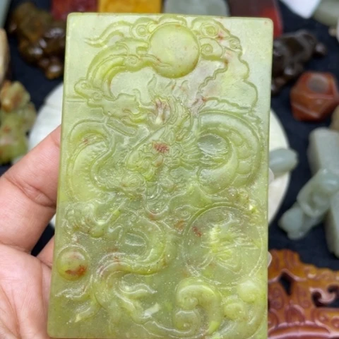 蛇纹石玉未镶嵌颈饰21