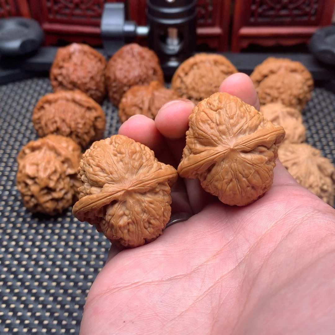 文玩核桃吊坠红方印39