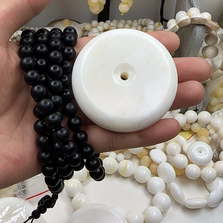 大果紫檀（缅甸花梨）大平安扣