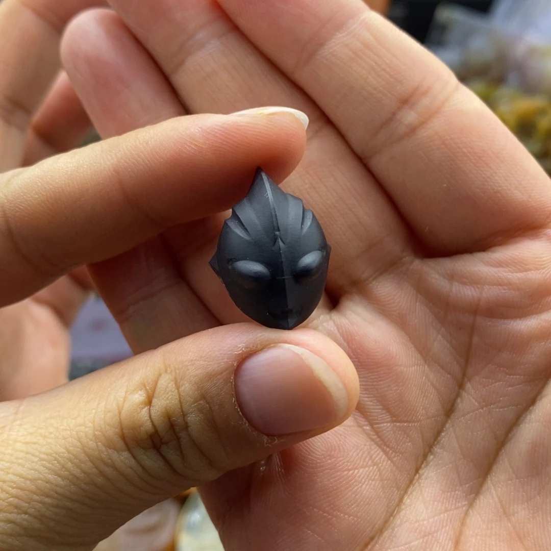 石英质玉颈饰未镶嵌南**翁