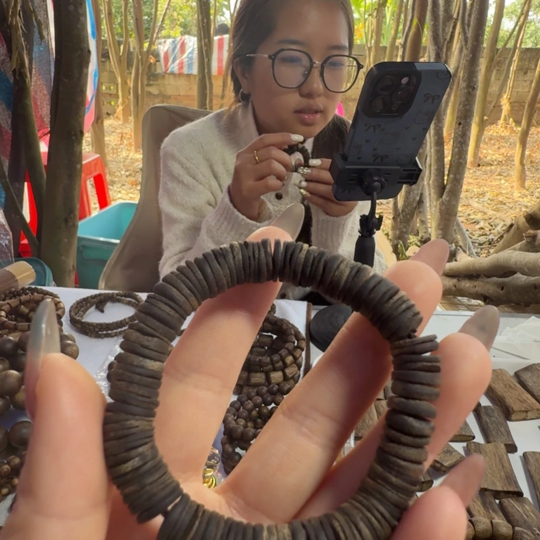 M***佐线香奇楠沉香原木