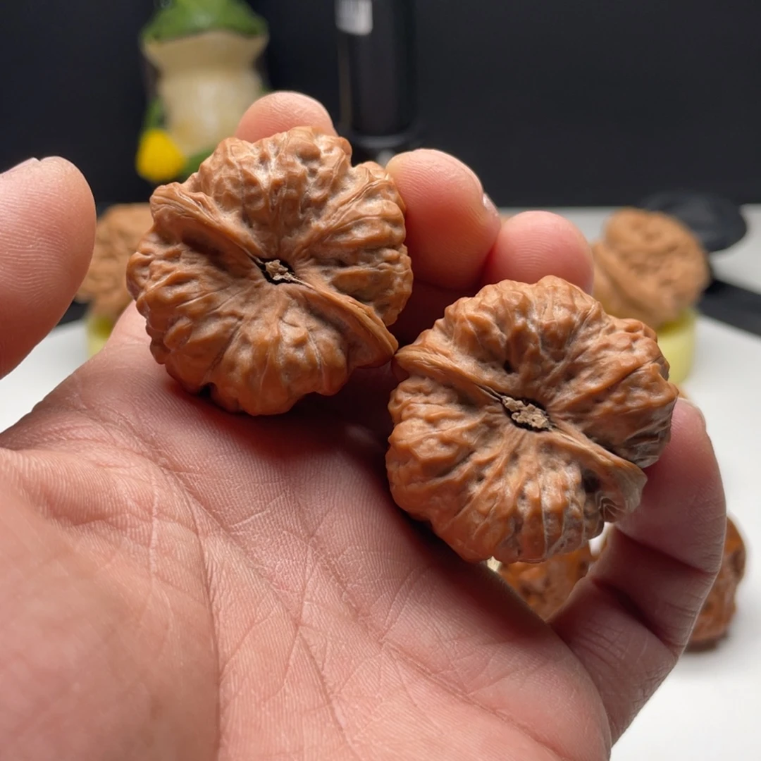 火***喜核桃蛤蟆头核桃 39