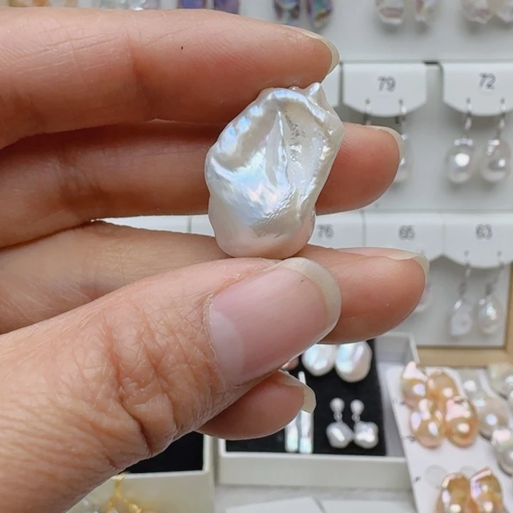 未镶嵌淡水珍珠颈饰