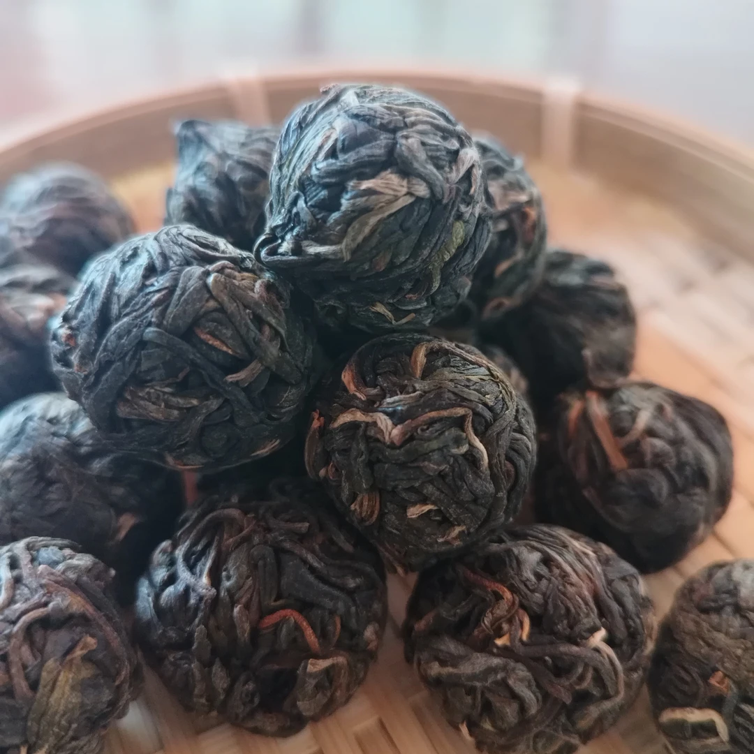 2025年头春易武乔木生茶