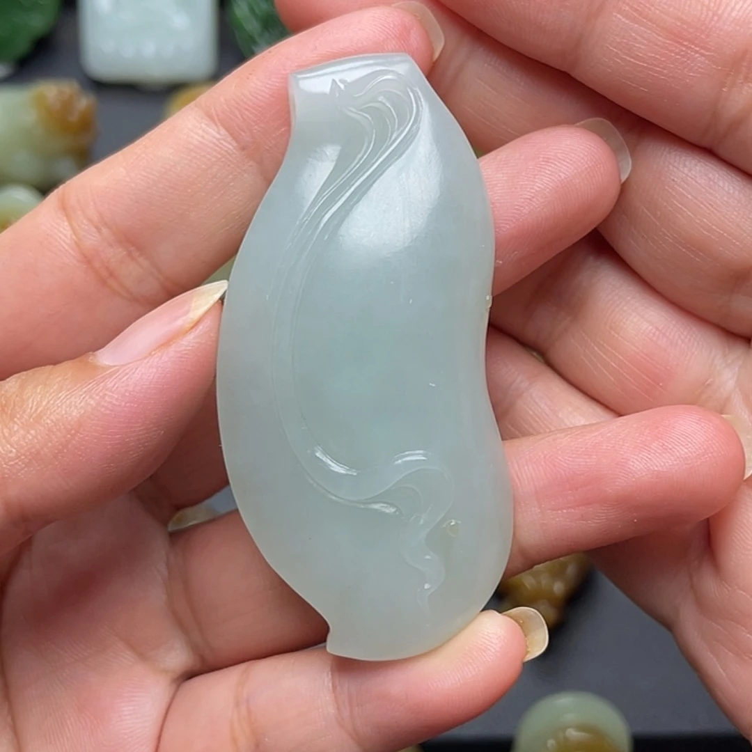 【闪购商品】和田玉未镶嵌颈饰不**巴