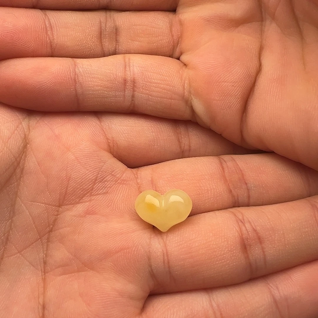 蜜蜡未镶嵌颈饰屁桃提溜（打孔不退换）