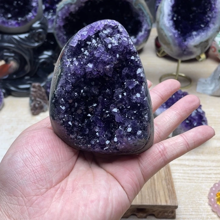 未镶嵌大型摆件（非配饰）紫晶