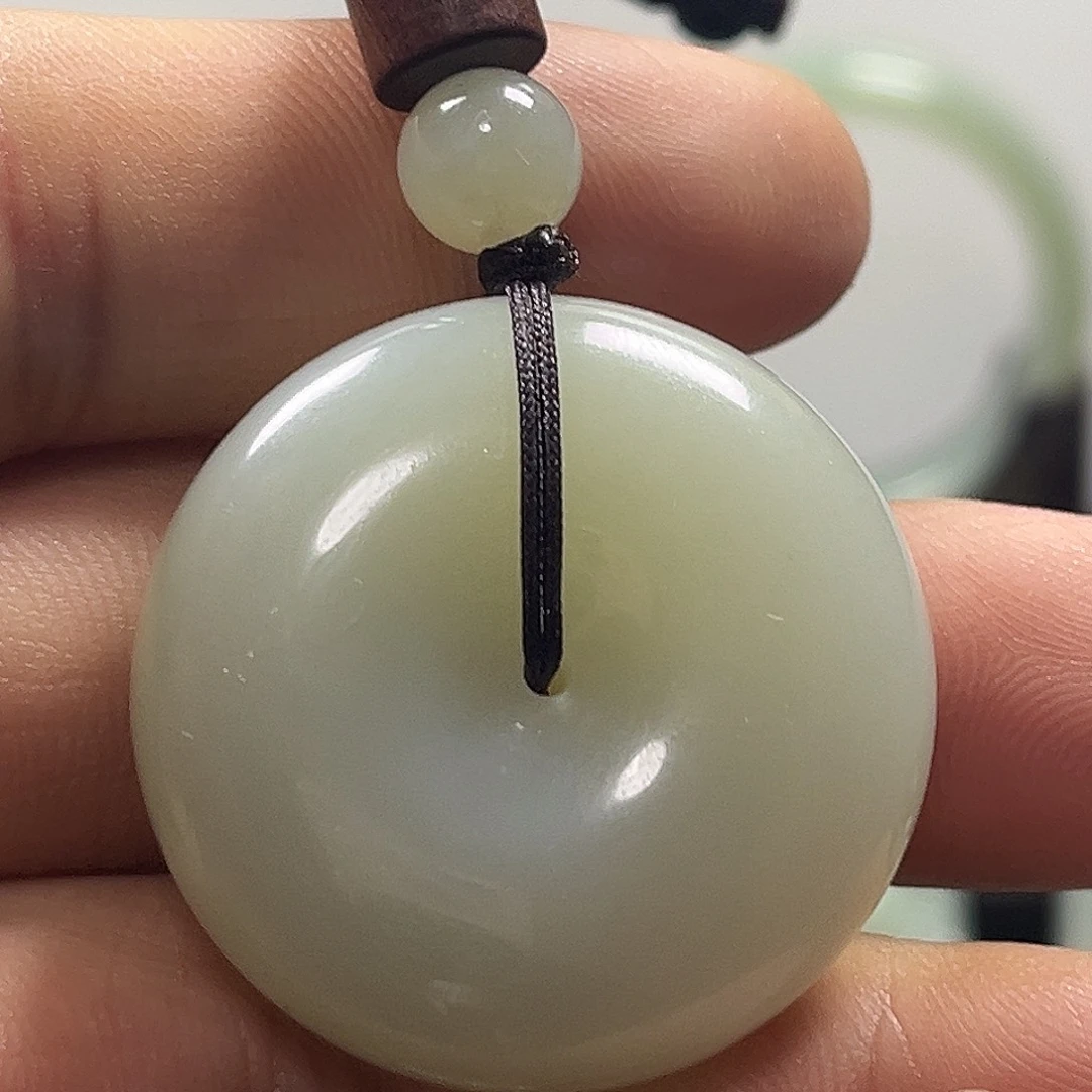 和田玉未镶嵌吊坠(不含链)