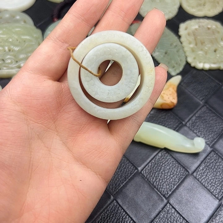 蛇纹石玉未镶嵌吊坠(不含链)