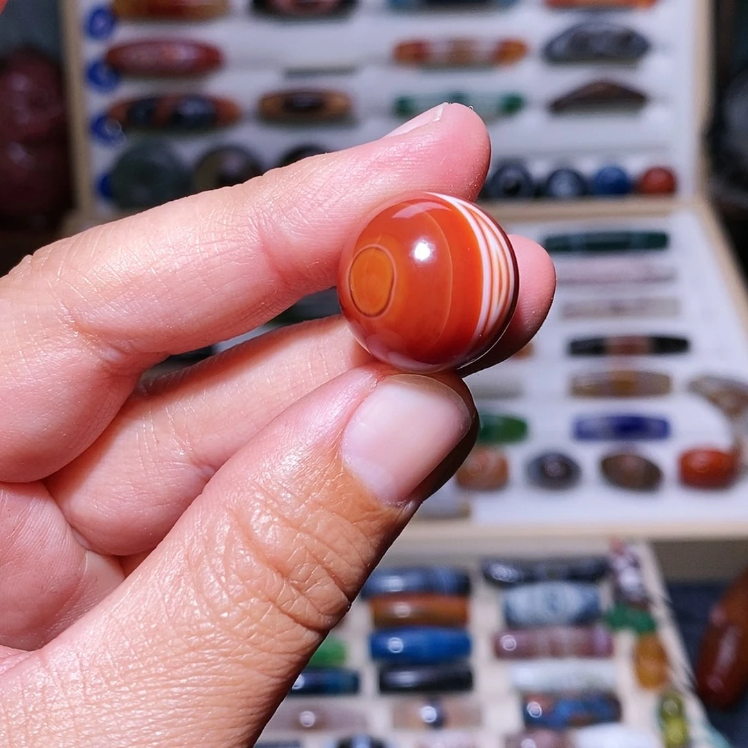 玛瑙吊坠未镶嵌…..