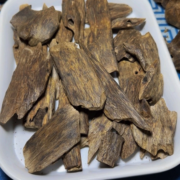 茗***木手工艺雕塑根雕木方板材231克