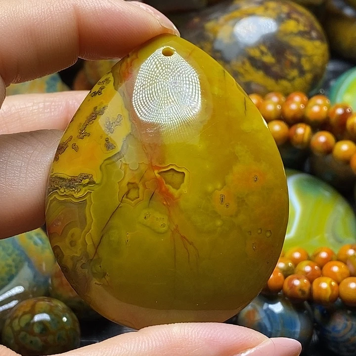 玛瑙/玉髓未镶嵌颈饰