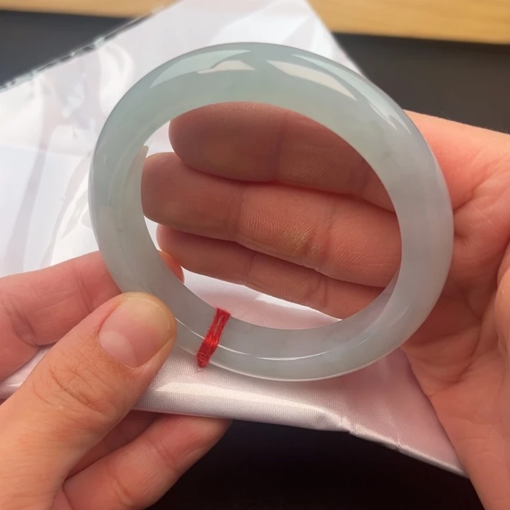 翡翠未镶嵌手镯-10