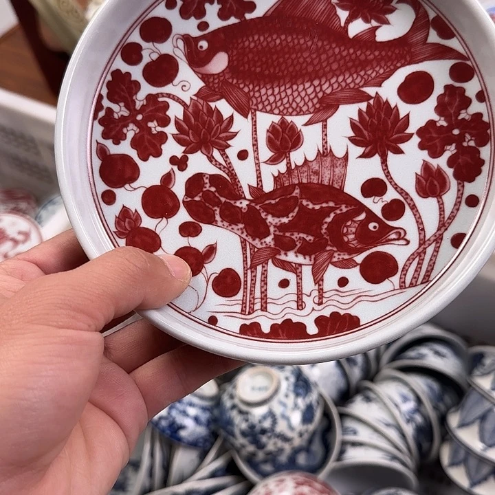 瓷片釉里红鱼藻纹大壶承