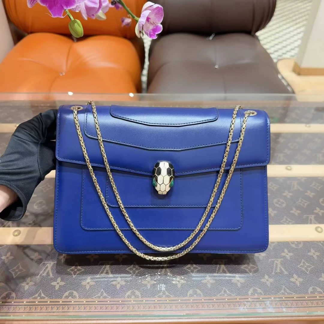 99新 BVLGARI/宝格丽 15/Serpenti蛇头包 蓝色中号链条单肩斜挎包