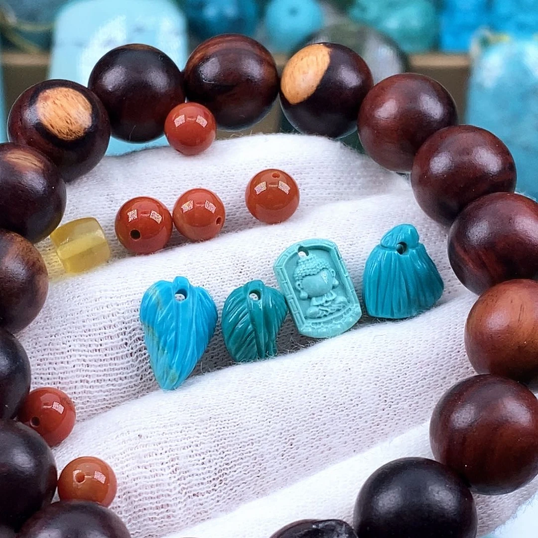 南红玛瑙未镶嵌珠宝奇石