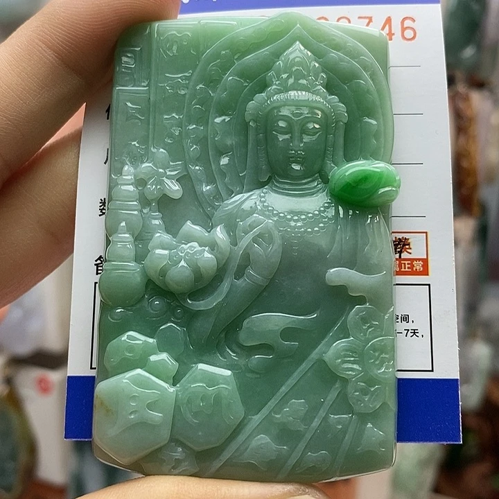 翡翠颈饰未镶嵌观音
