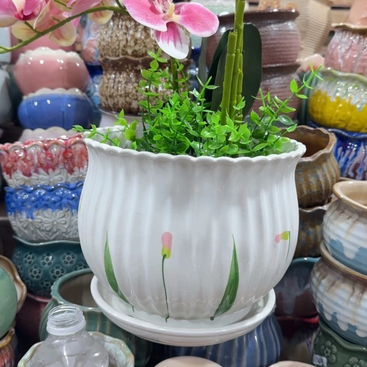 凑9块包邮，有孔，陶瓷花盆