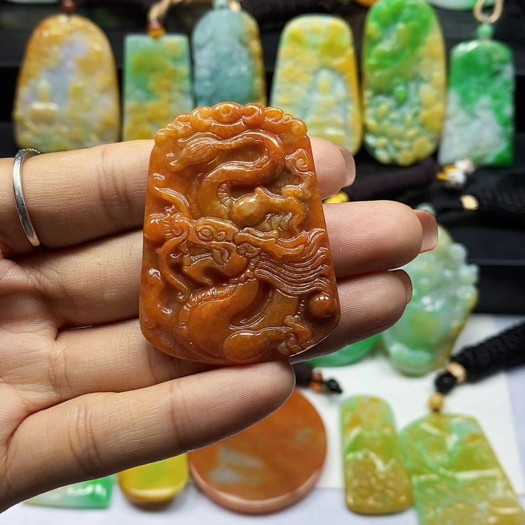 翡翠未镶嵌颈饰天然翡翠A货