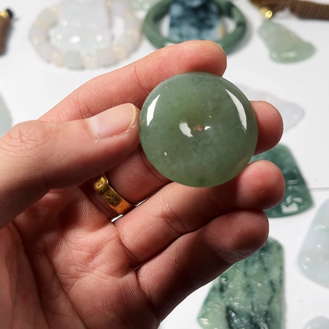 定制翡翠未镶嵌翡翠