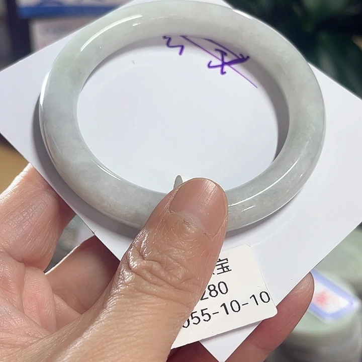 翡翠未镶嵌手镯纯天然缅甸翡翠手镯