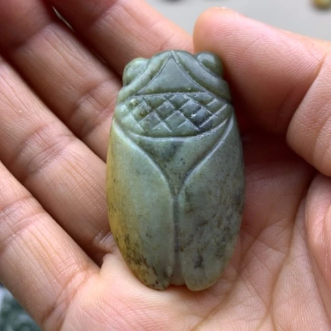 【闪购商品】未镶嵌岫岩河磨玉（透闪石质玉）挂件