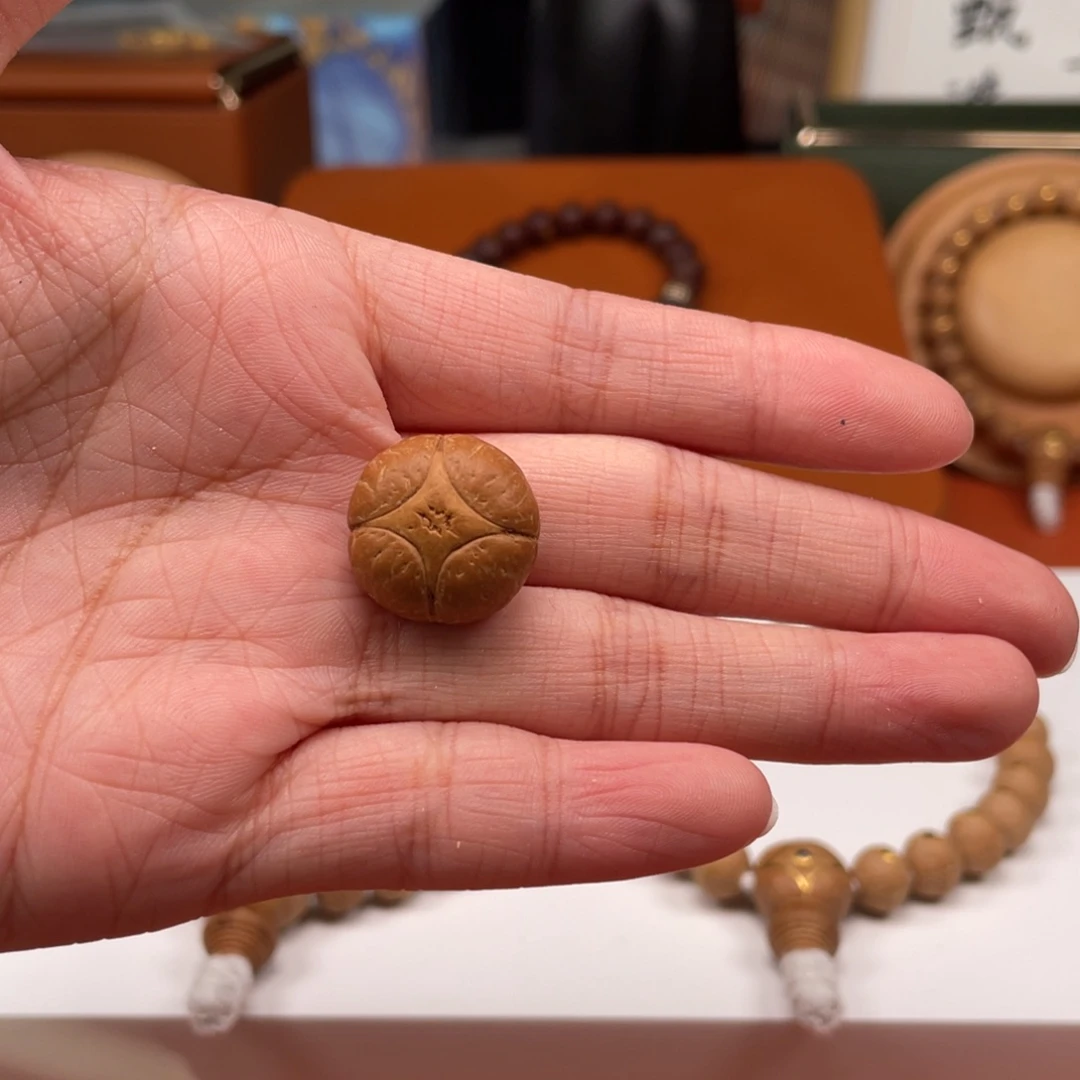 凤眼菩提手串J***-麒麟眼打孔不退不换