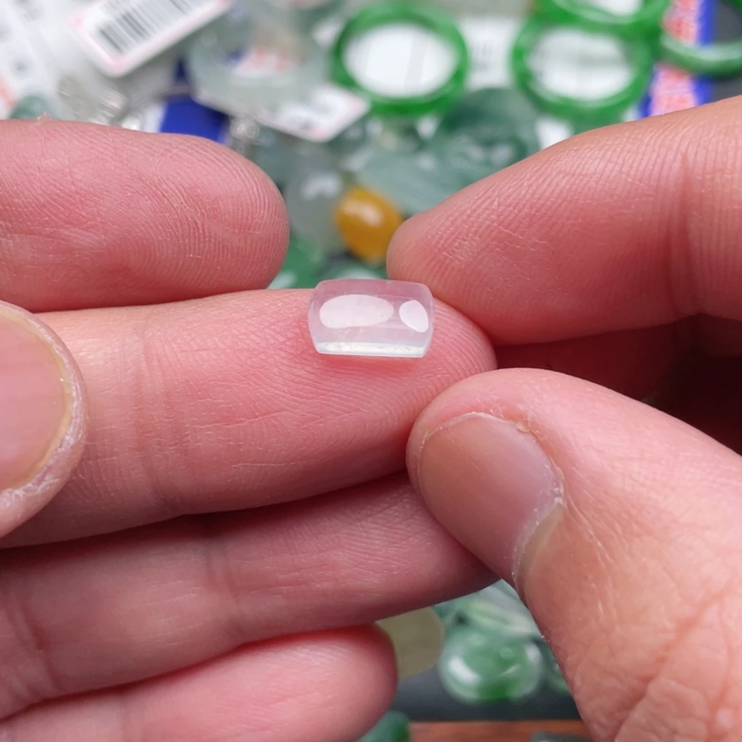 翡翠颈饰未镶嵌缅甸翡翠