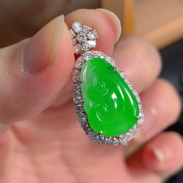 翡翠18K金镶嵌吊坠(不含链)