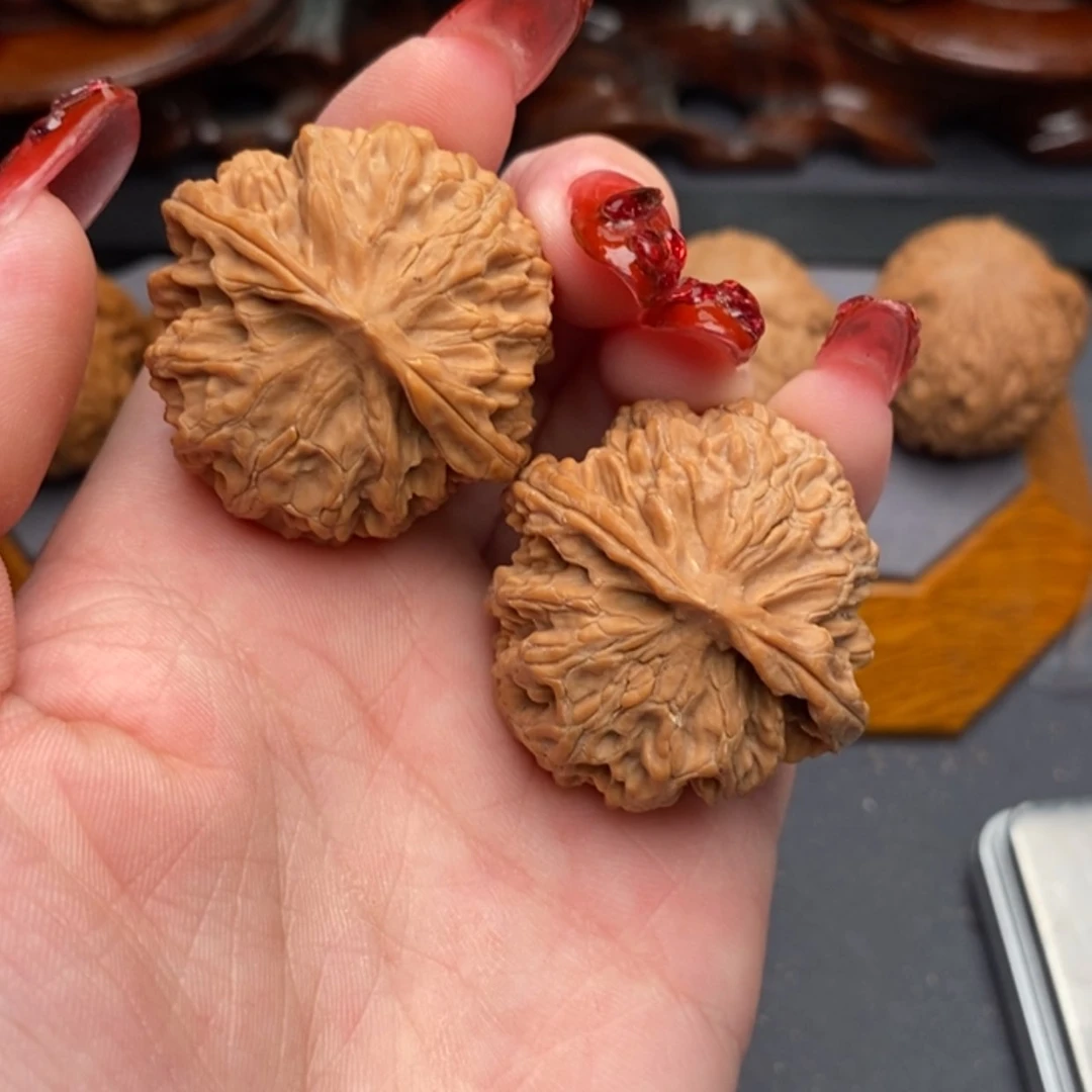 【闪购商品】文玩核桃把件苹果园35全品