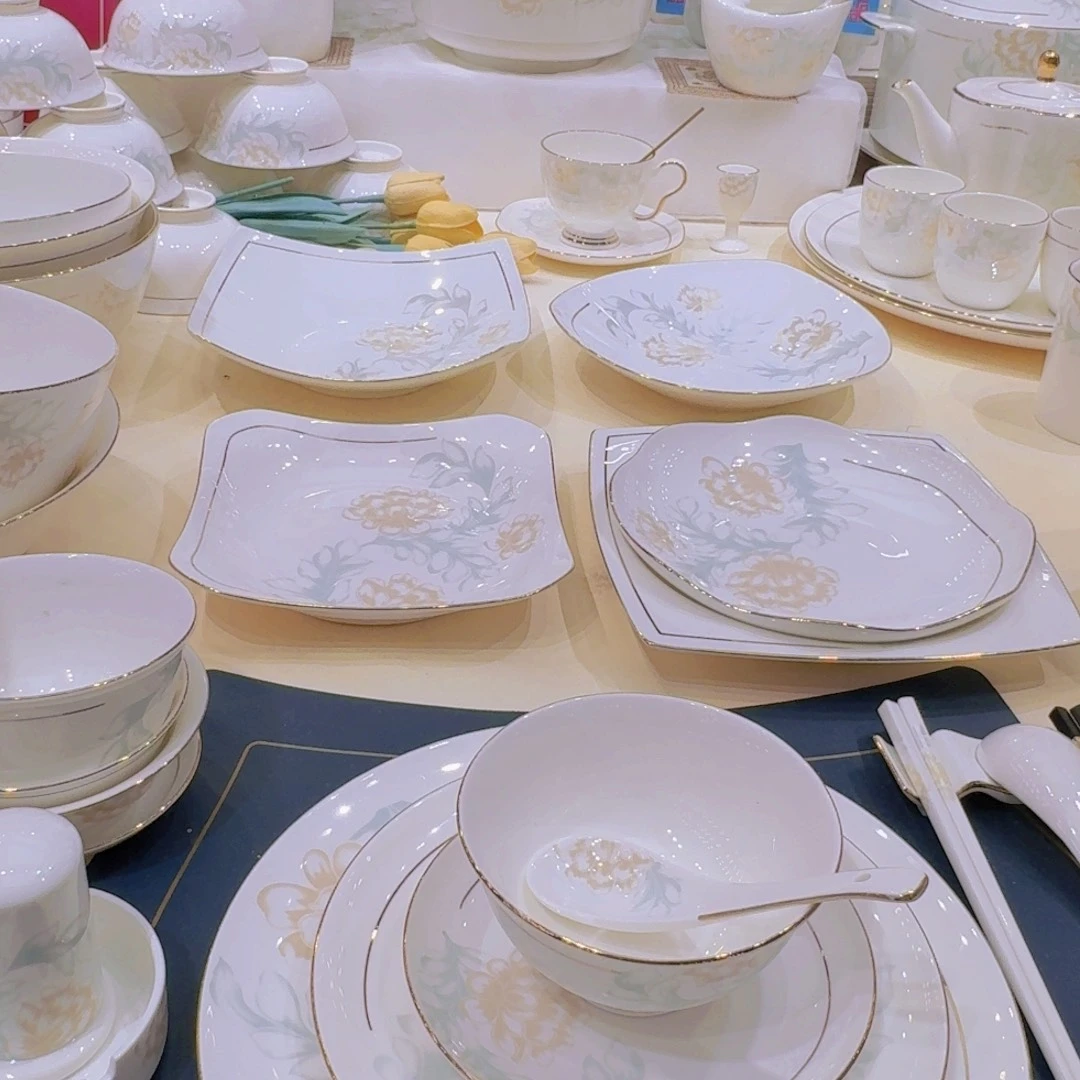 45%以上骨粉骨瓷描金清雅套装碗盘