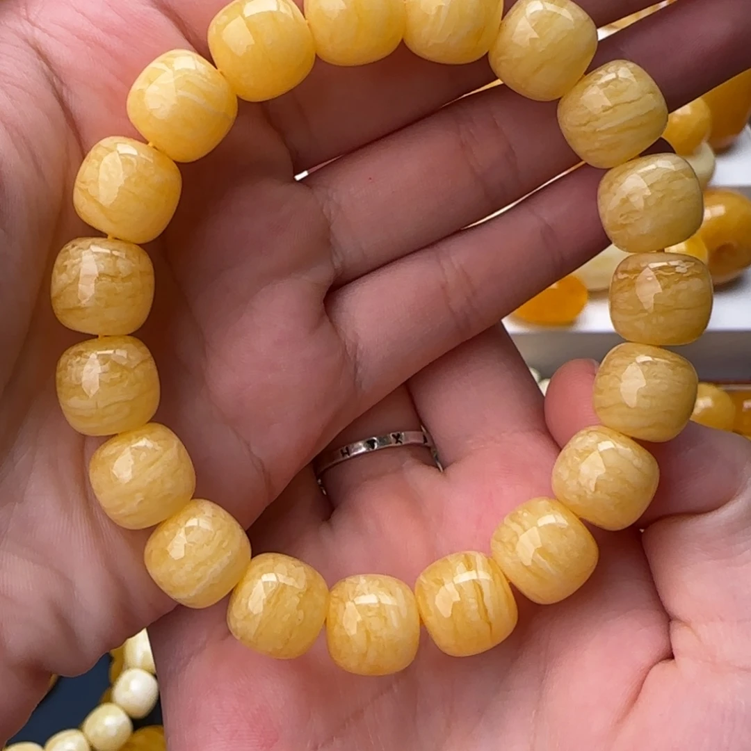 琥珀未镶嵌颈饰同料老型