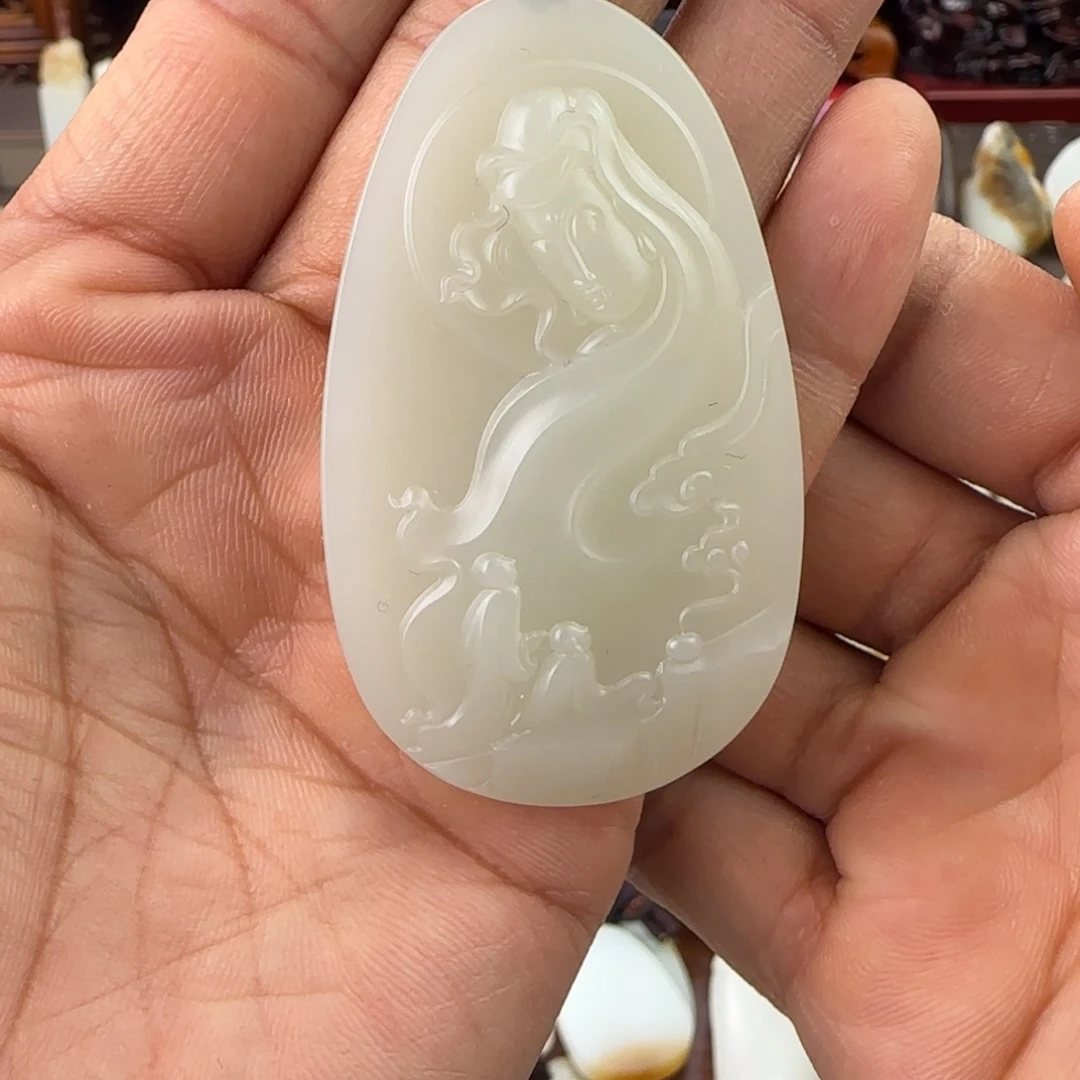 和田玉未镶嵌颈饰