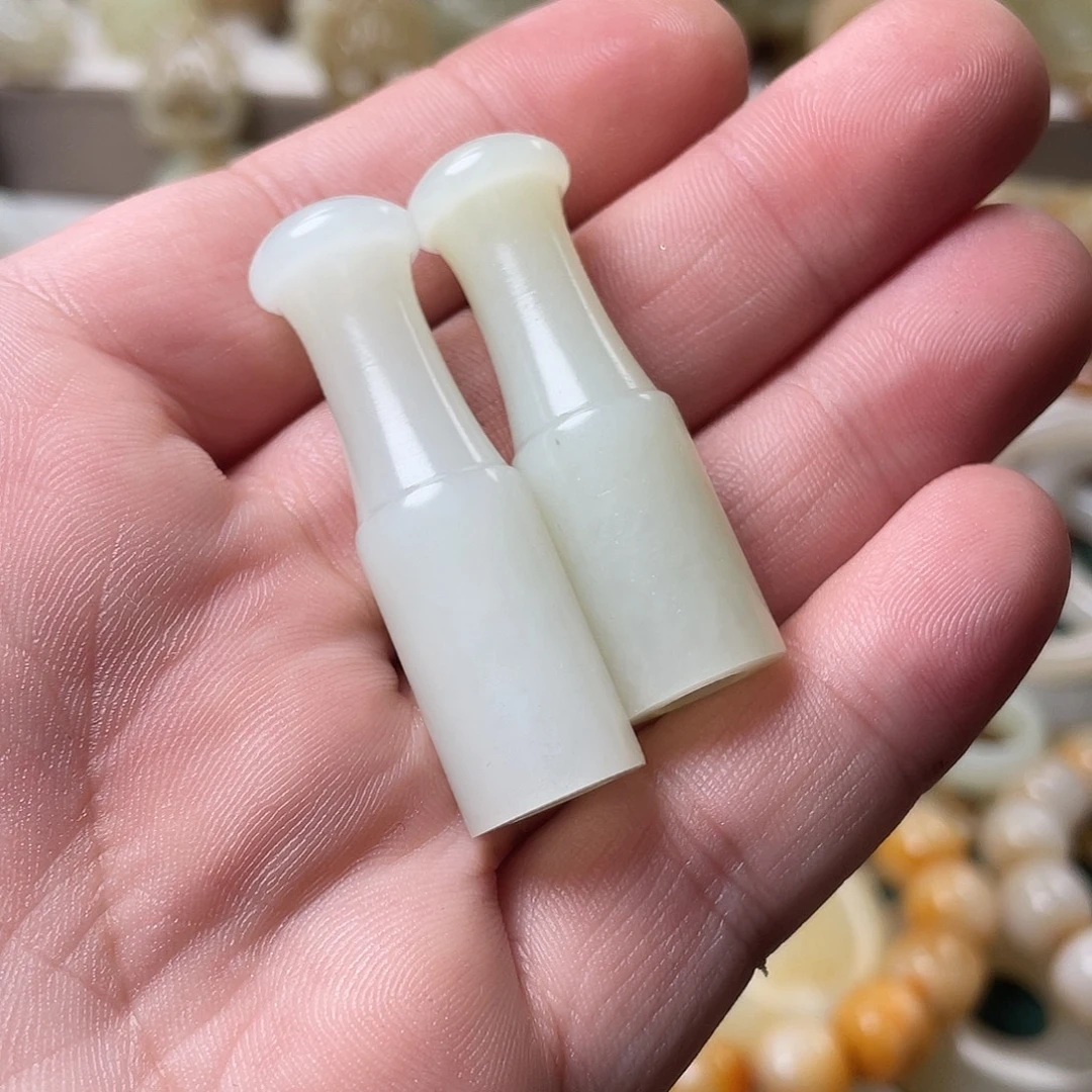 皇***勒颈饰未镶嵌和田玉