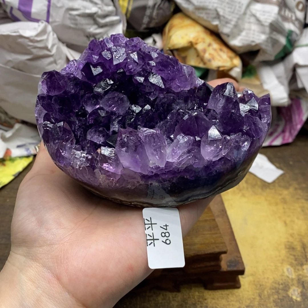 紫晶乌拉圭未镶嵌