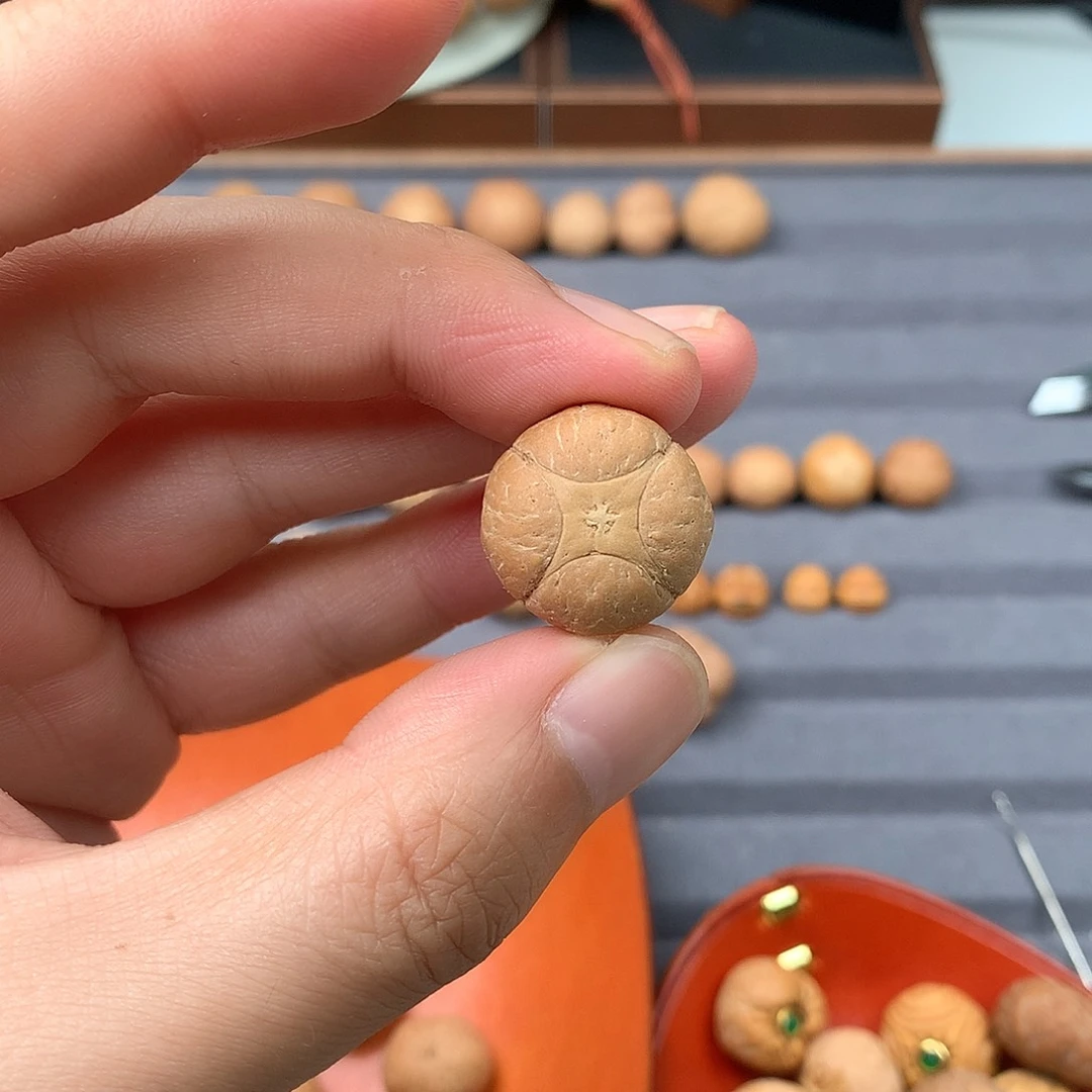 手串凤眼菩提20+麒麟，非质量问题开孔不退