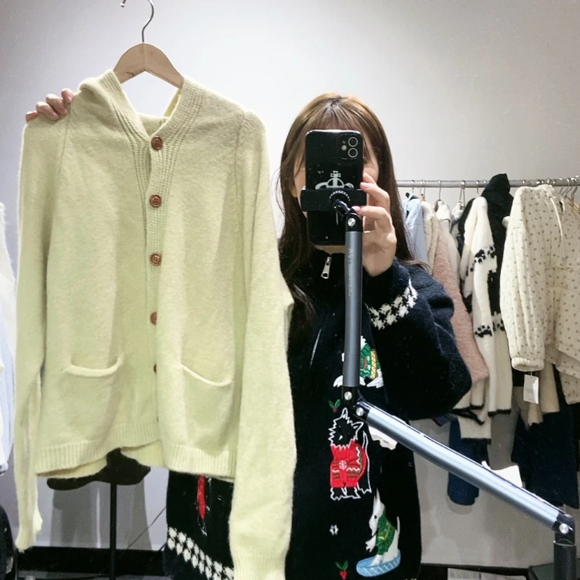 【闪购商品】黄色开衫