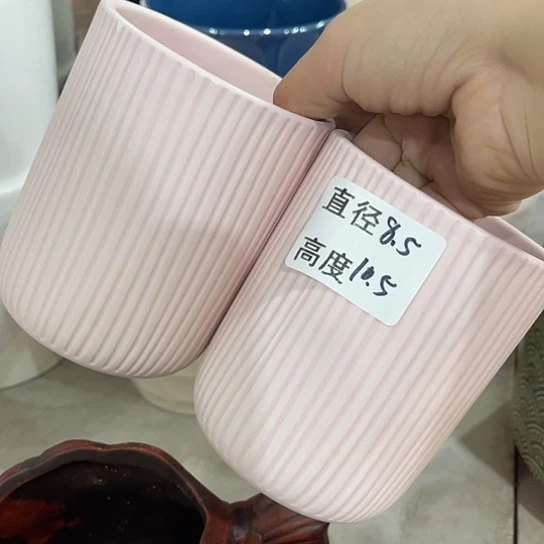 多肉绿植陶瓷花盆9.9包邮，有孔