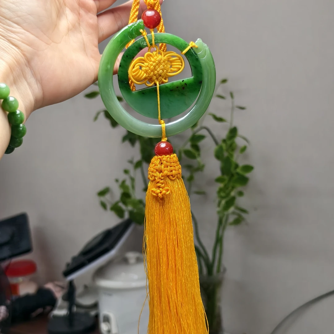 和田玉碧玉俄七红皮老料车载挂件