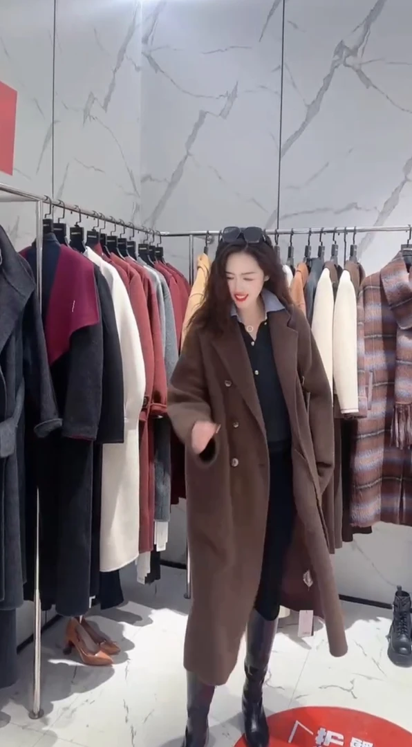 胡姐推荐时尚潮流百搭大衣 03685