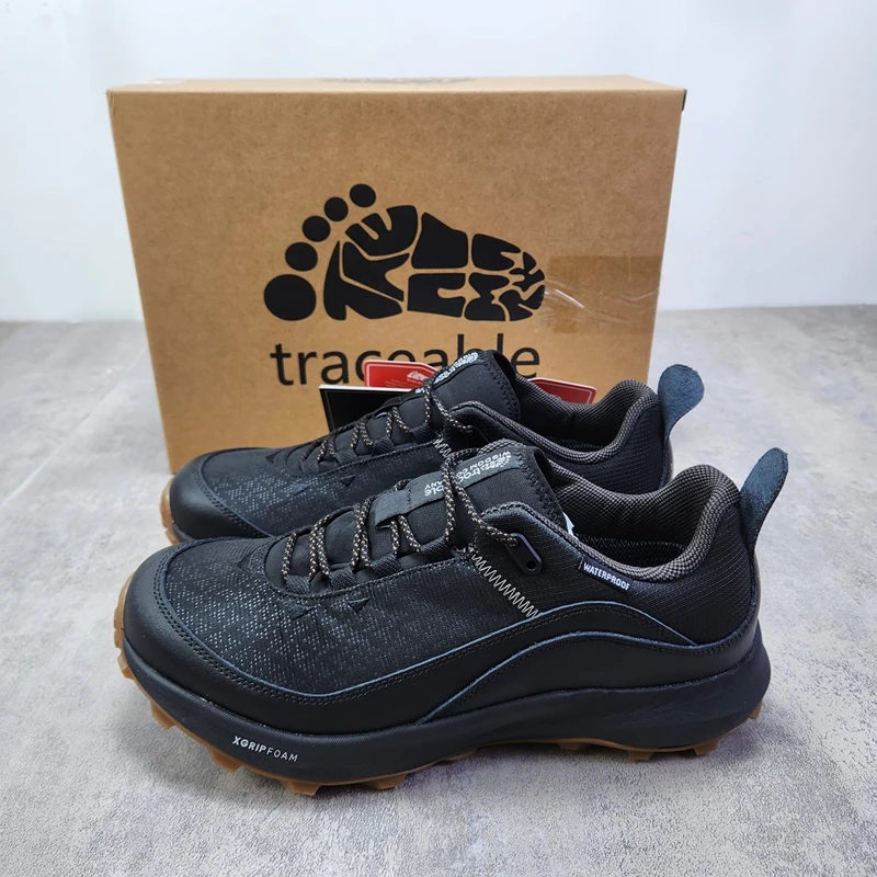 traceable大脚丫男士纯黑色户外防水徒步越野跑鞋轻便休闲运动鞋