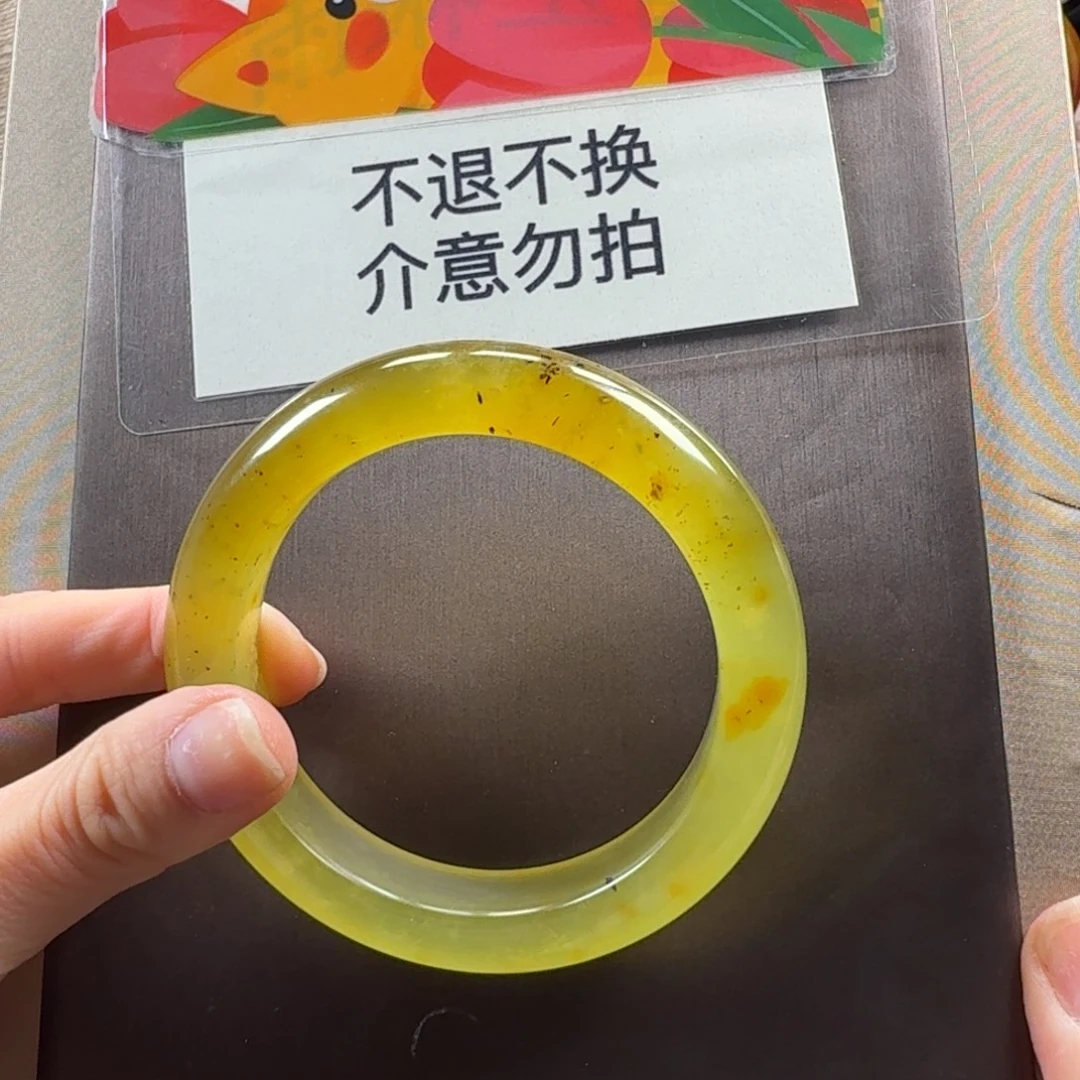 李****蛇纹石玉未镶嵌手镯