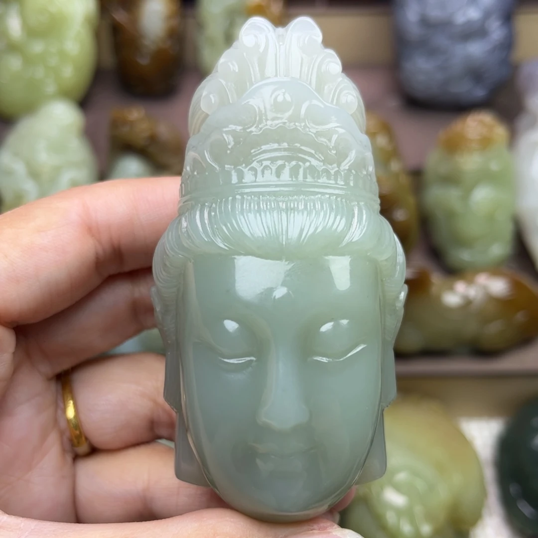 和田玉未镶嵌把件