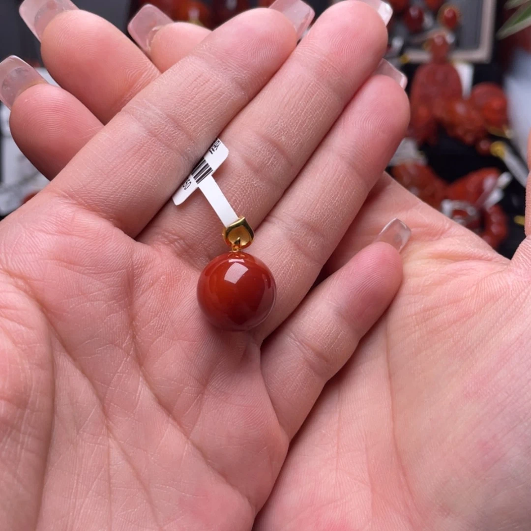 【闪购商品】南红玛瑙吊坠18K金镶嵌
