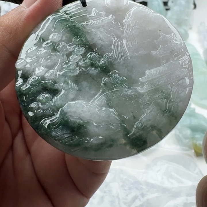 翡翠未镶嵌颈饰天然缅甸A货翡翠