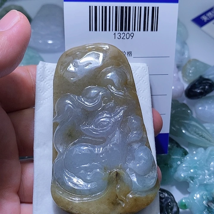 翡翠未镶嵌颈饰天光墟翡翠市场现金代购