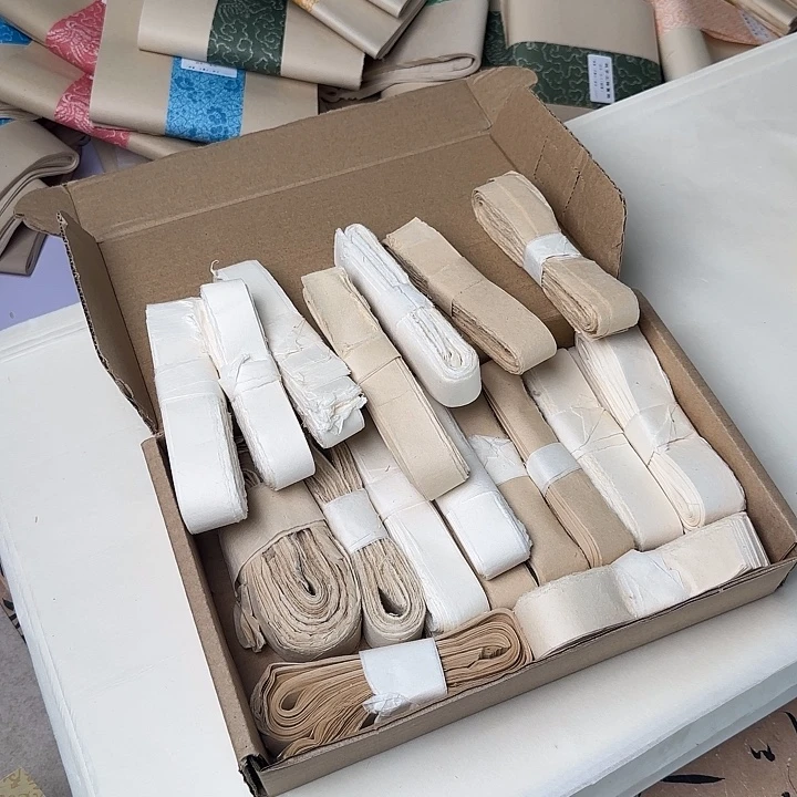 蝉翼边边，一盒盒。。